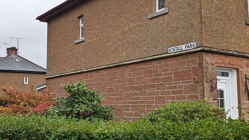 The only recognition of Kintail Park today, street name plate